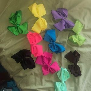 Hair bows